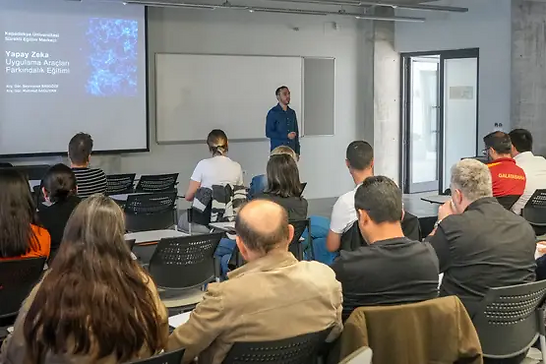 Üniversitemizde Akademisyenler İçin Yapay Zekâ Eğitimi Düzenlendi